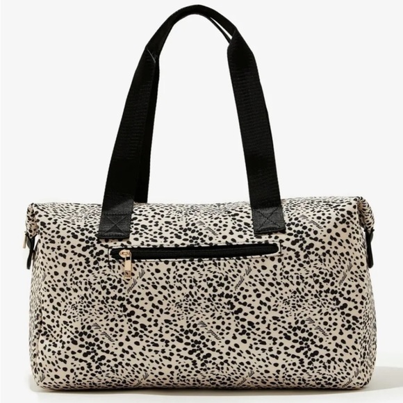 Mali & Lili Weekender Duffel Overnight Bag - Cream and Black Leopard Print - Picture 1 of 9